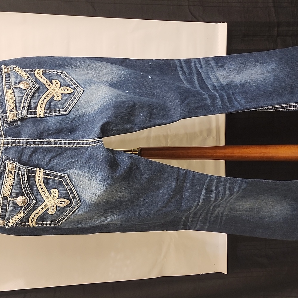 ROCK REVIVAL JEANS